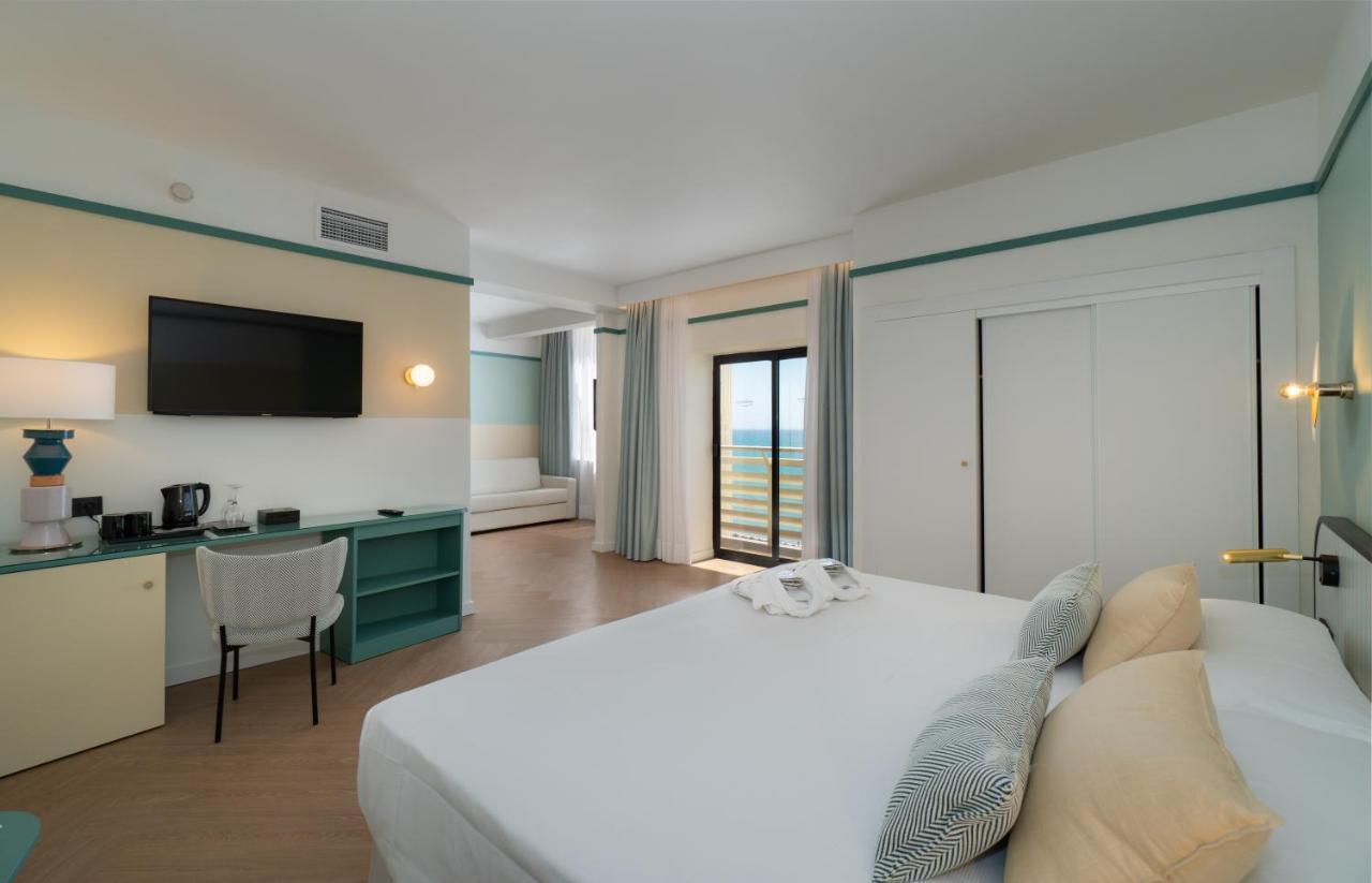 Junior Suite (3 Erwachsene + 1 Kind)