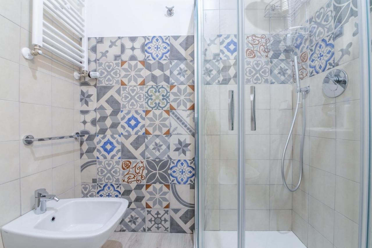 Camera Singola con Bagno Privato