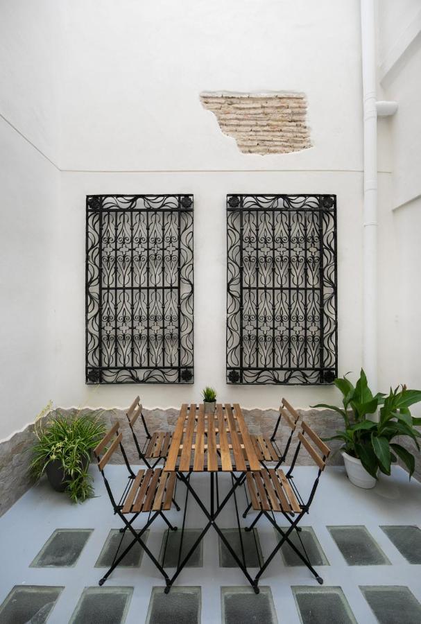 Family Room Terrace,1127149287:JPEG
