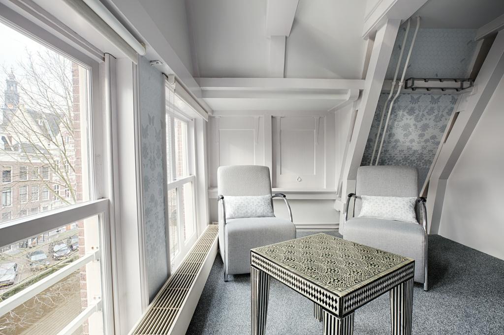 Quarto com Cama de Casal ou 2 de Solteiro e Vista