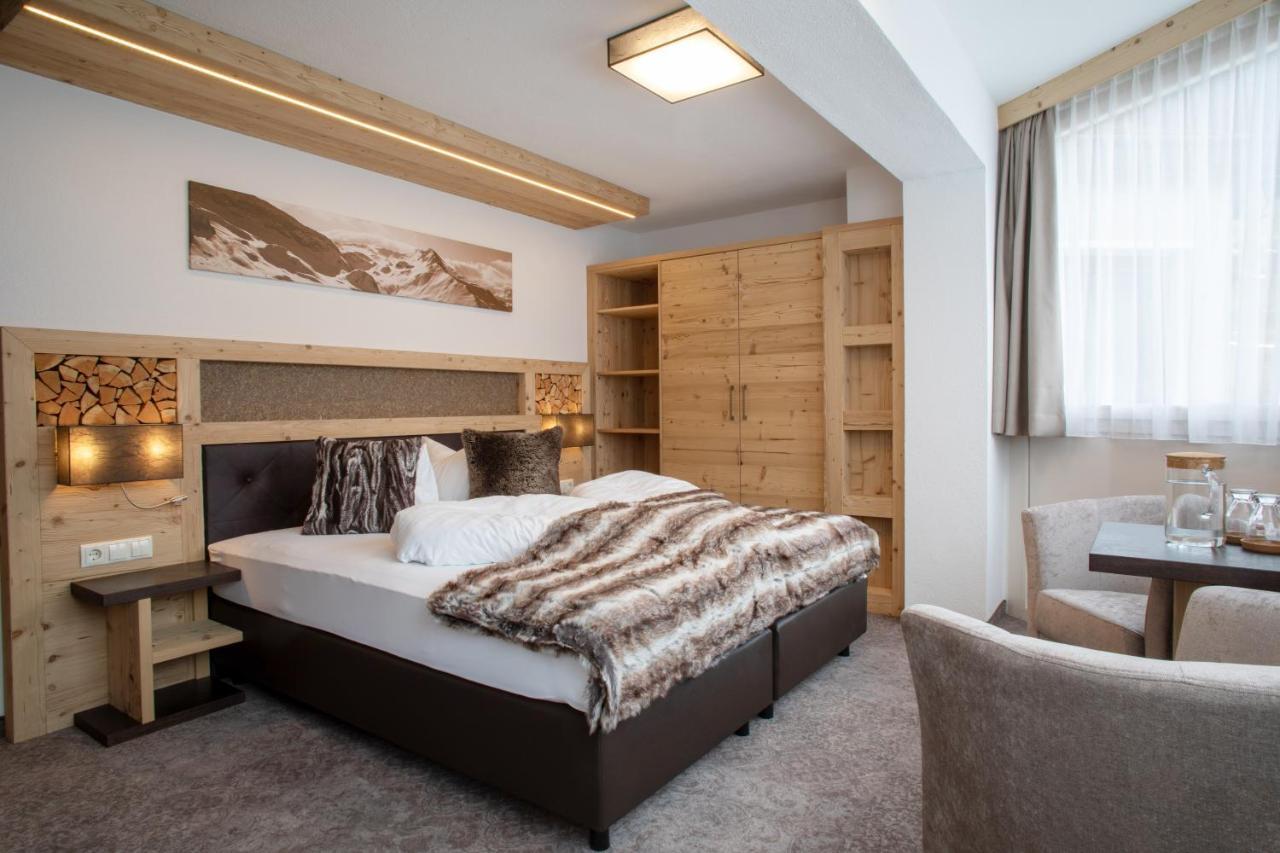 Doppelzimmer Alpin mit Badewanne