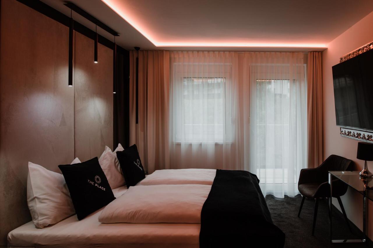 Doppelzimmer mit Balkon