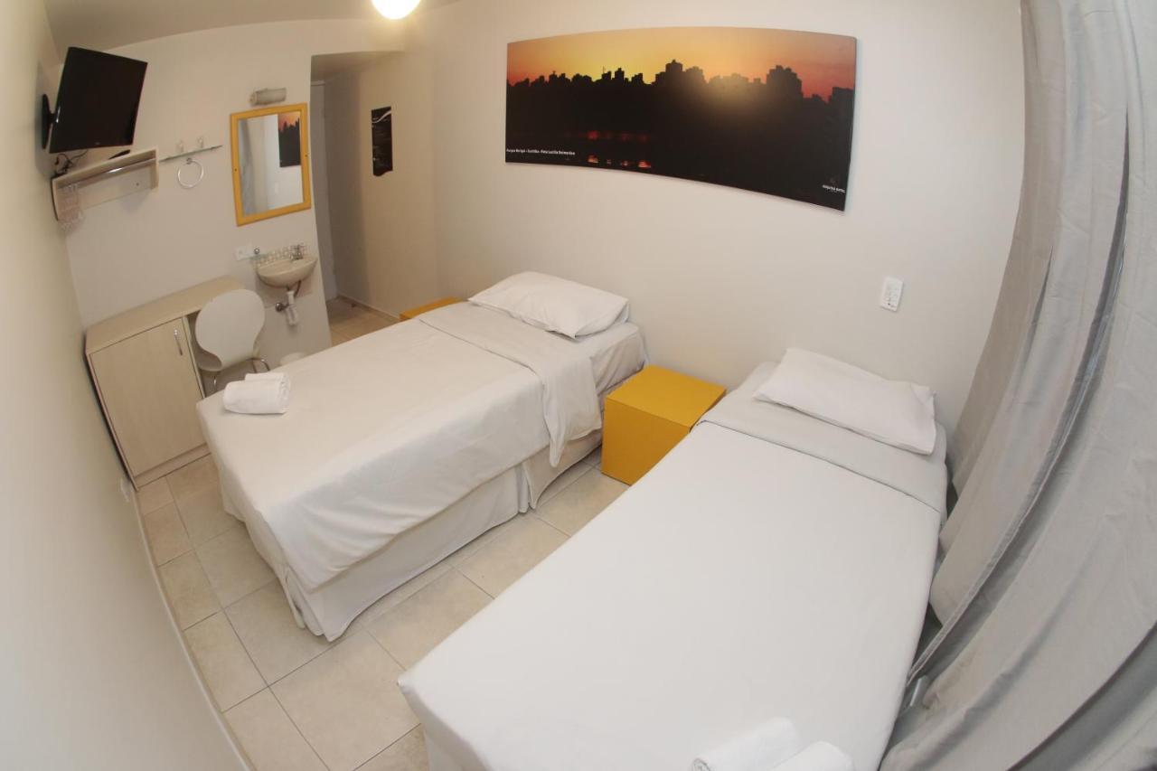 Quarto Duplo