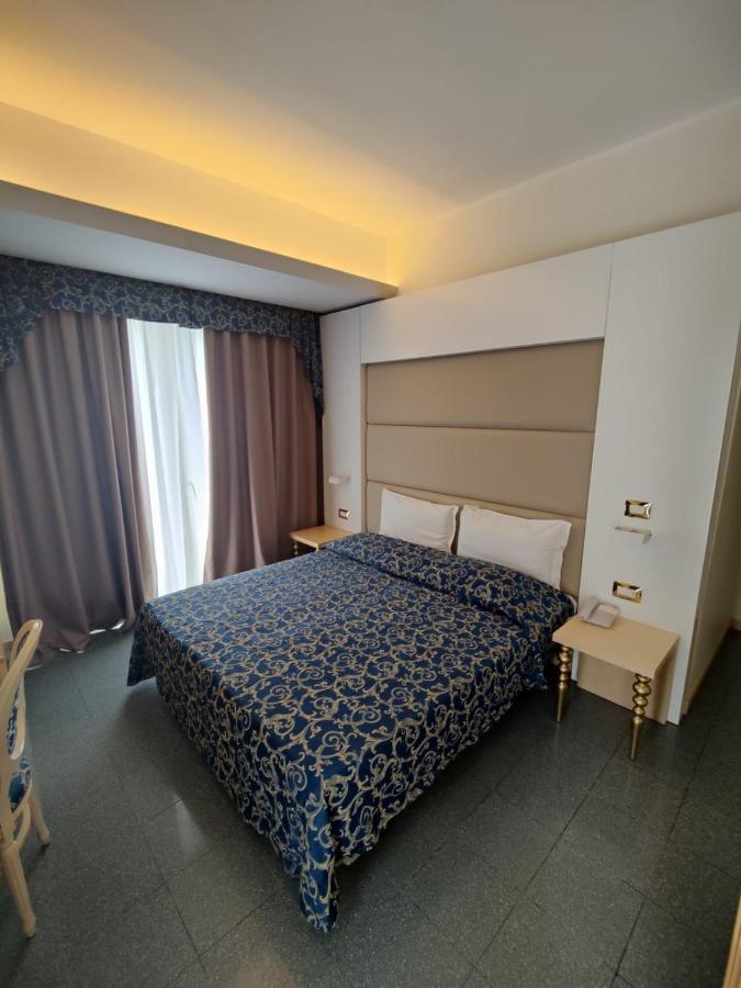 Superior Doppel- oder Zweibettzimmer mit Balkon