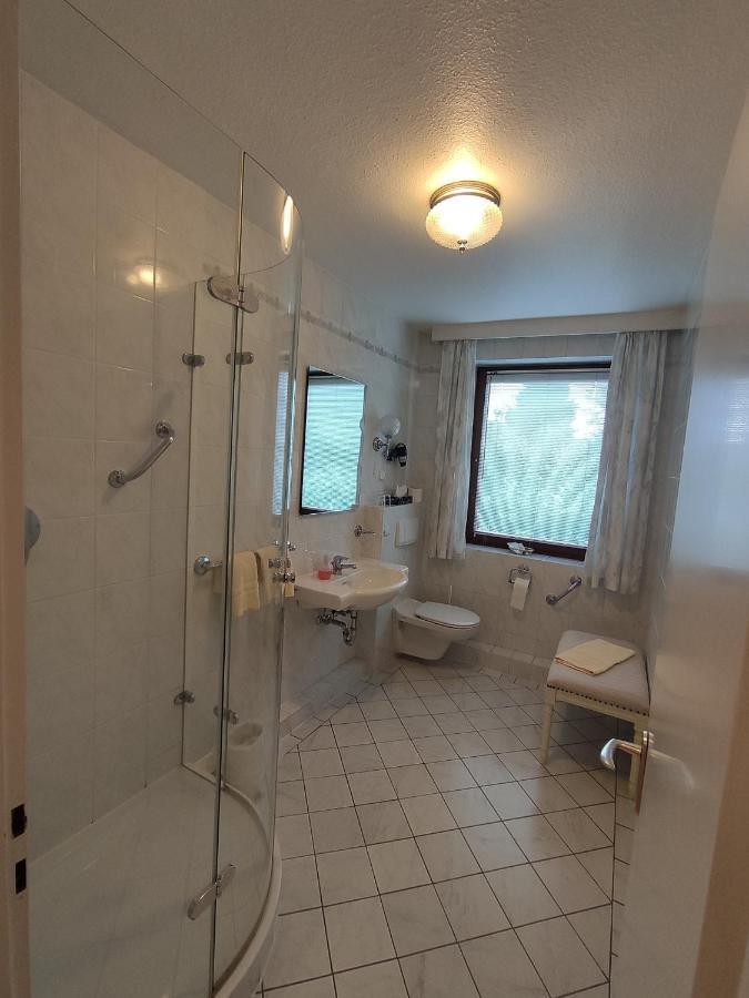 Doppelzimmer mit Balkon