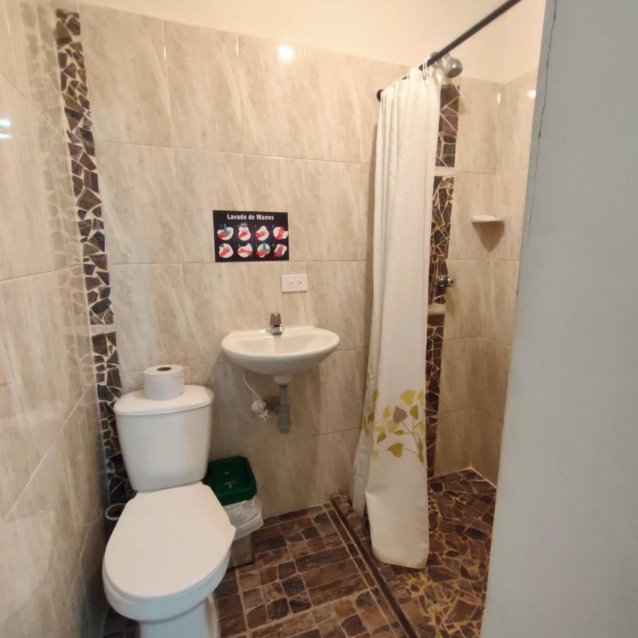 Chambre Quadruple avec Salle de Bains Privative