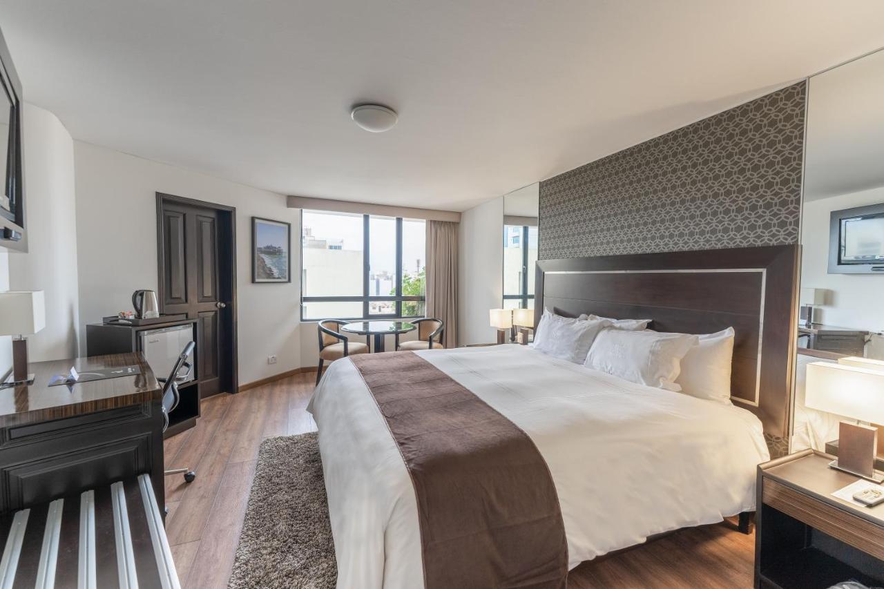 Quarto Duplo