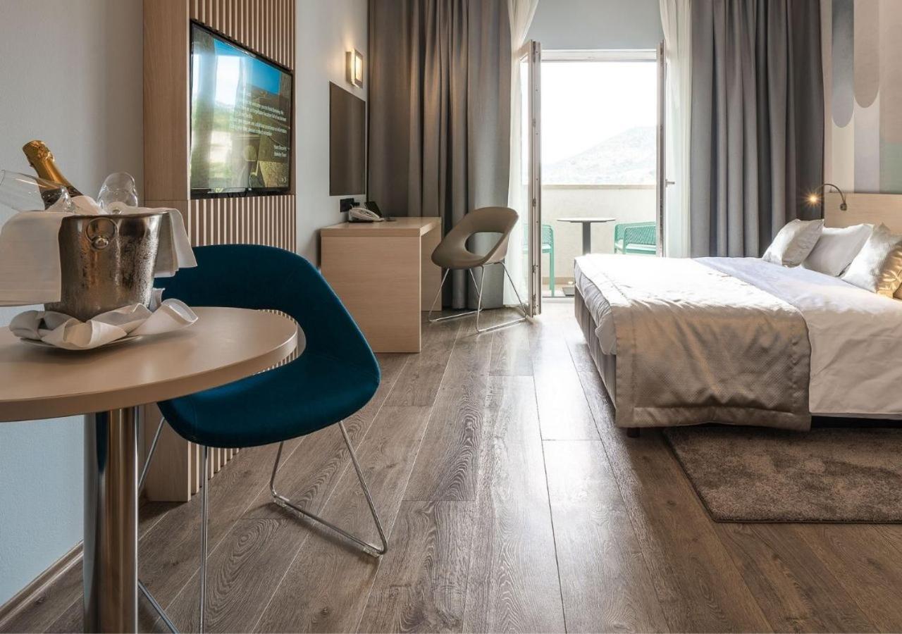 Superior Doppelzimmer mit Balkon und Meerblick