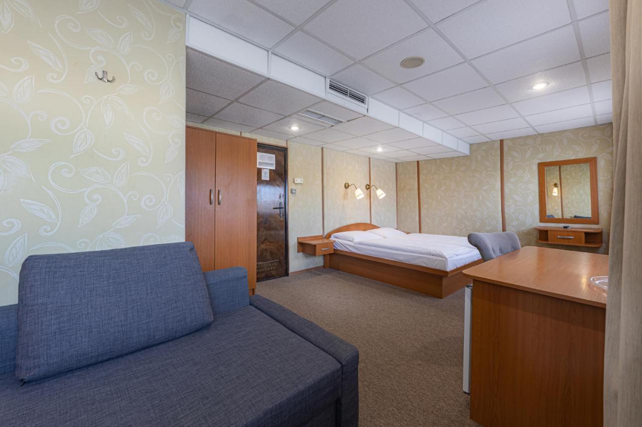 Cabina Familiare in Barca