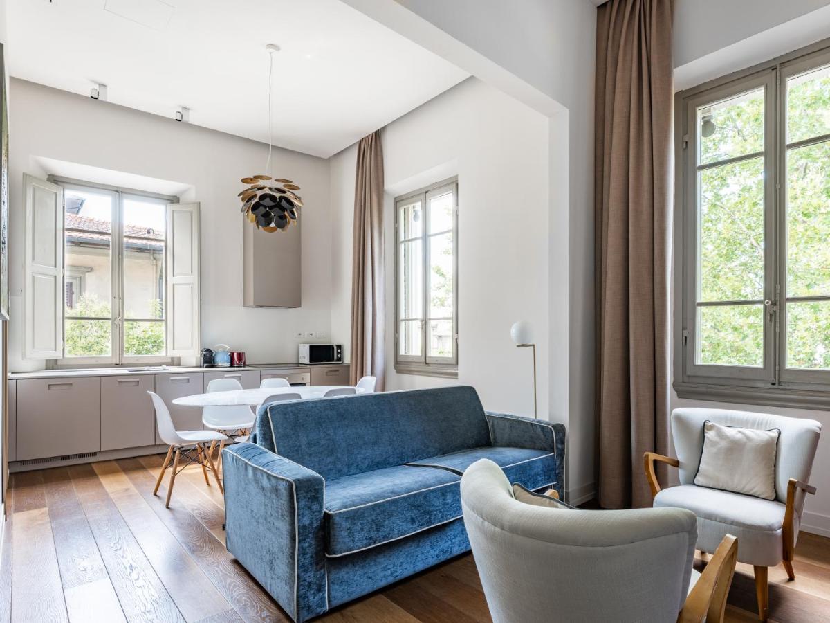 Large 2 Bedroom Apartment Sofa Bed,1162064319:JPEG