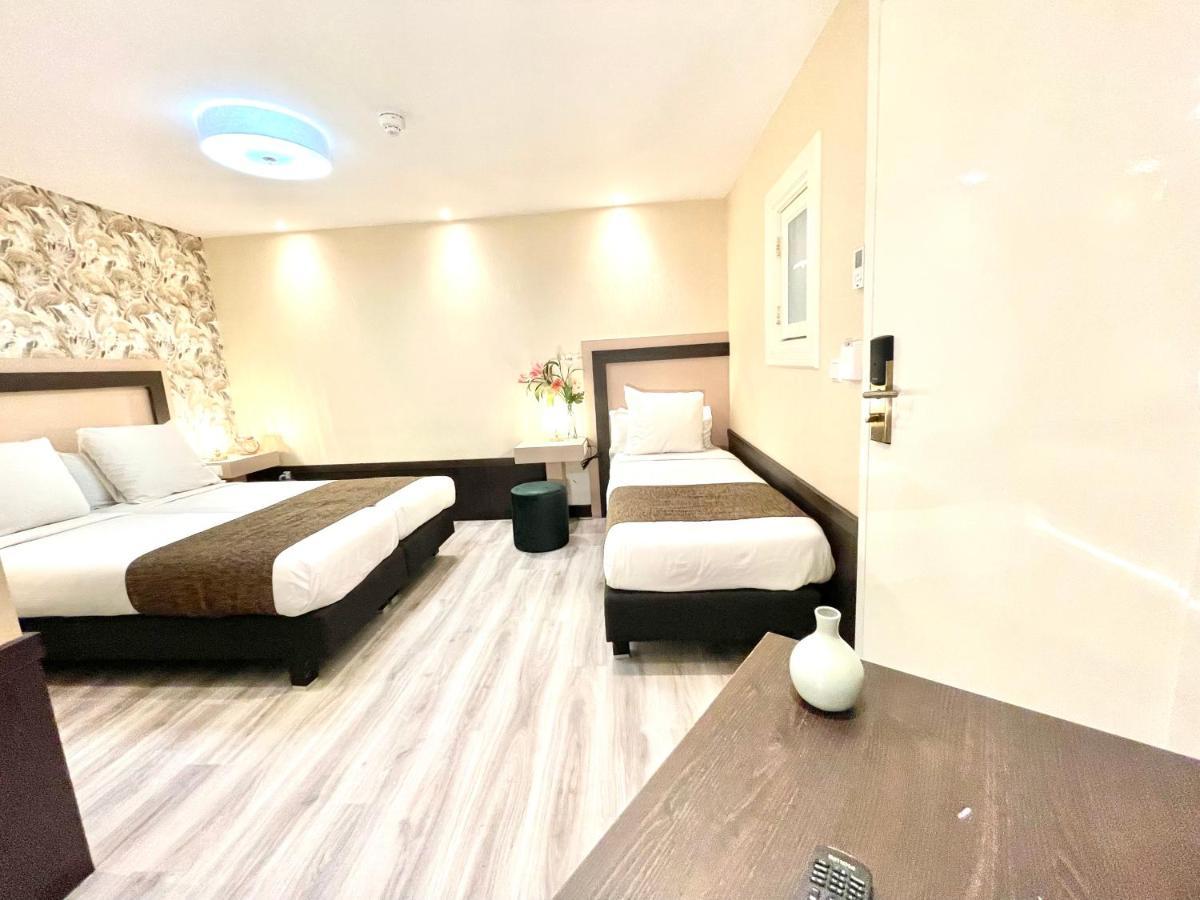 Deluxe Dreibettzimmer