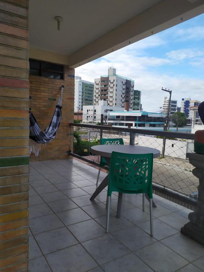 Estúdio com Banheira de Hidromassagem