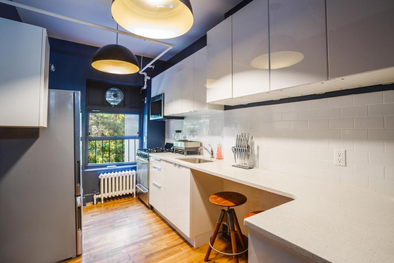 Single Room with Shared Shower and Toilet