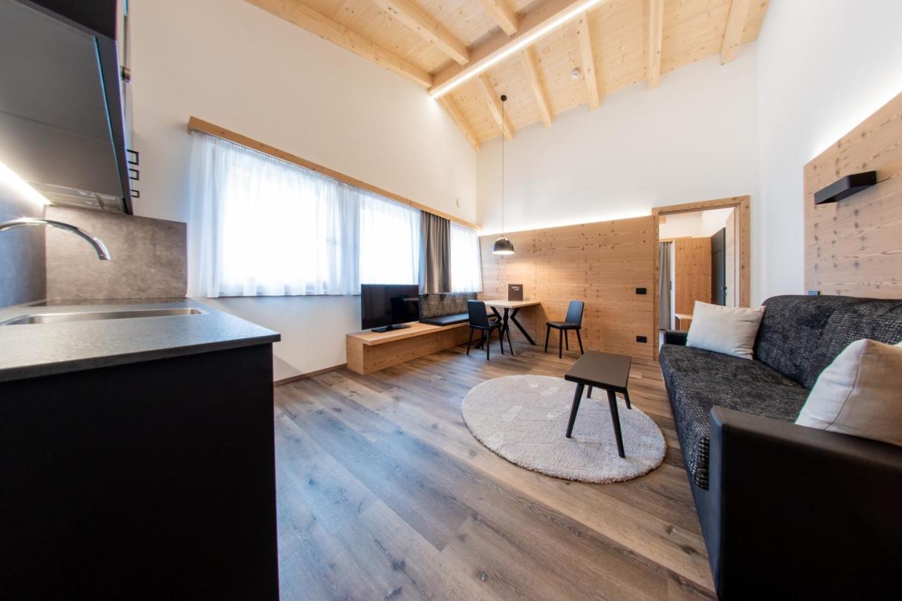 Penthouse Apartment,1142081227:JPEG