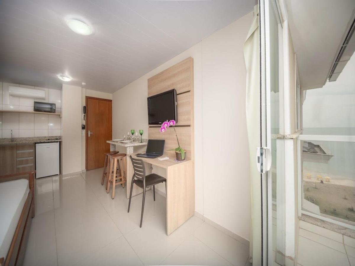 Apartamento Deluxe com Vista Lateral do Mar