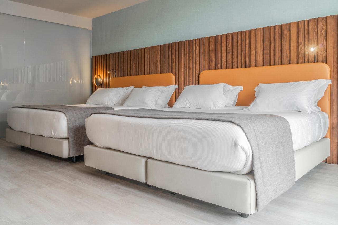 Quarto Triplo Standard com Vista Mar