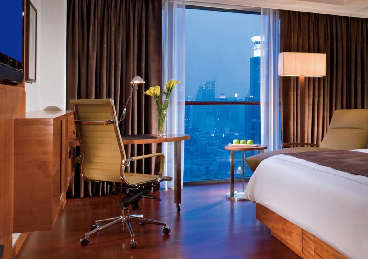 Swiss Executive Twin Room,1555342882:JPEG