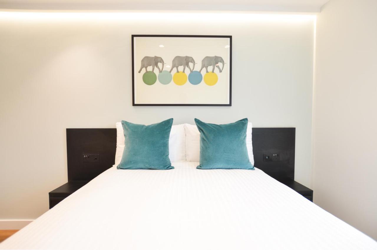 Top Floor One Bedroom Apartments,1152864003:JPEG