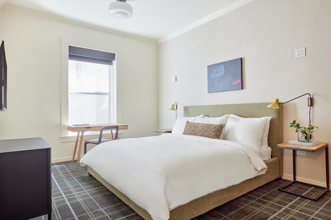 King Room,1151554782:JPEG