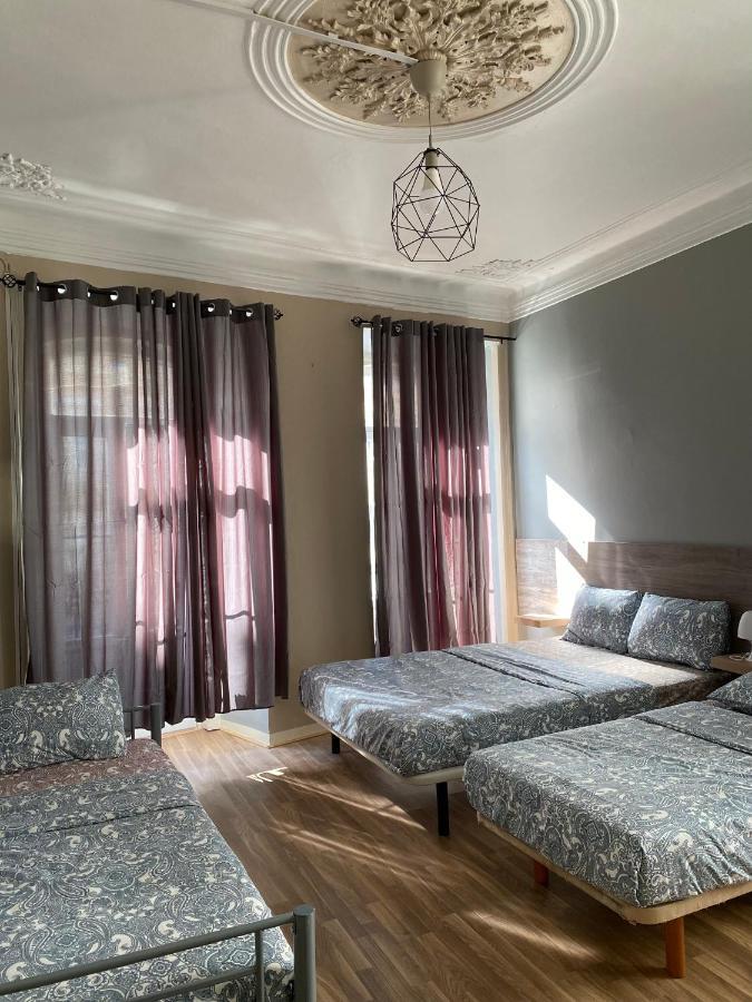 Quarto Familiar com Varanda