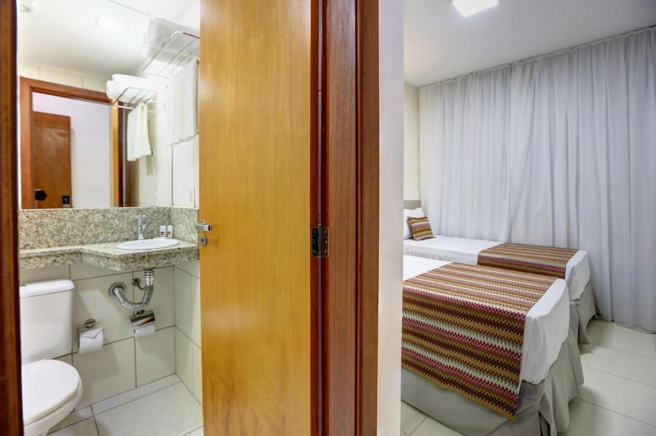 Quarto Superior com 2 Camas de Solteiro e Vista - Não Fumantes