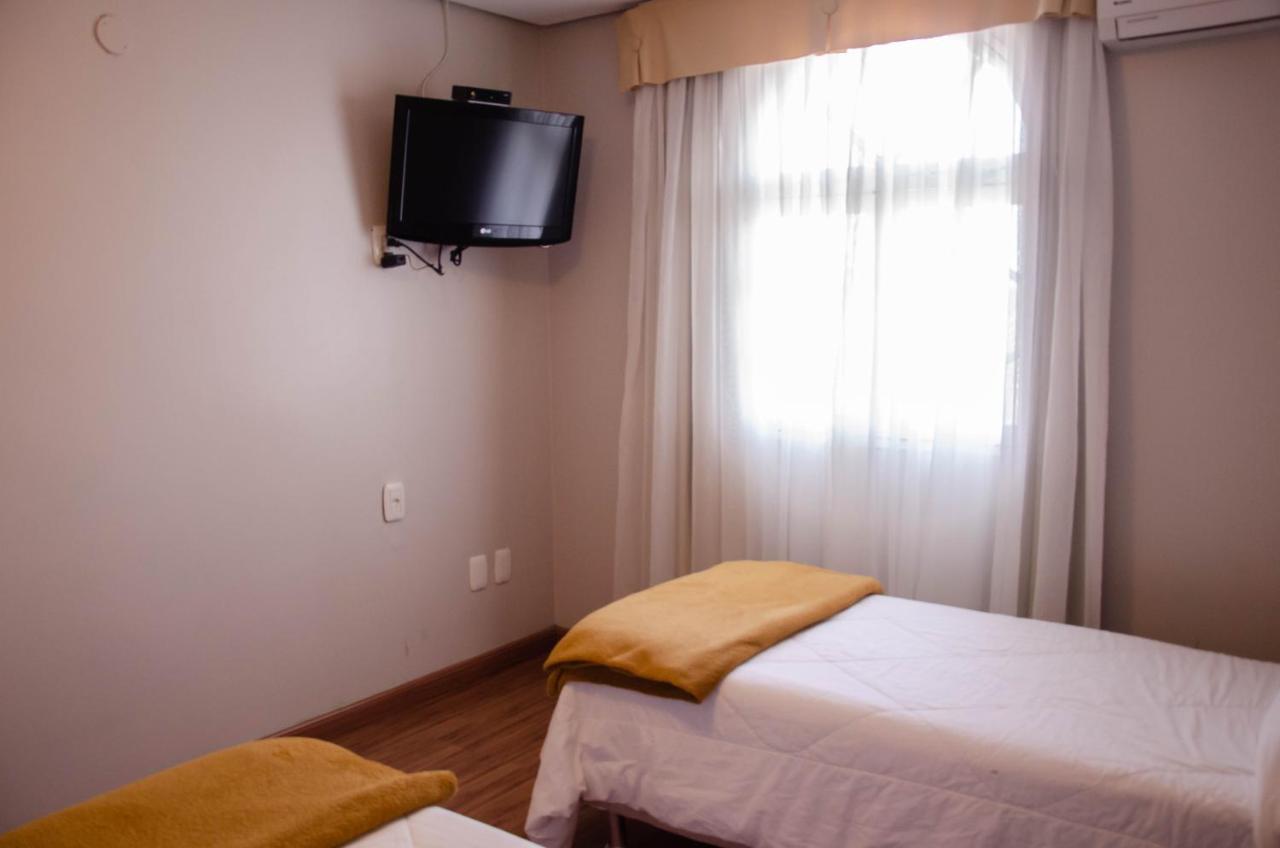 Quarto Familiar Standard