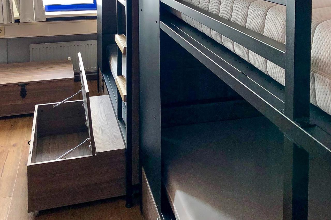 Privatzimmer mit 4 Betten und Gemeinschaftsbad