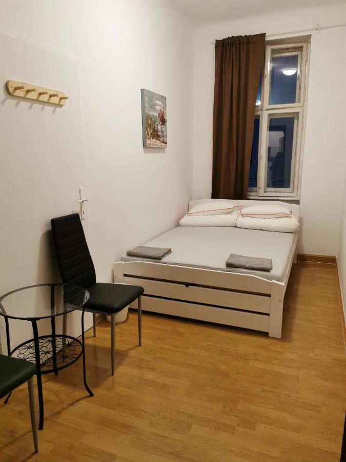Standard Doppelzimmer mit Gemeinschaftsbad