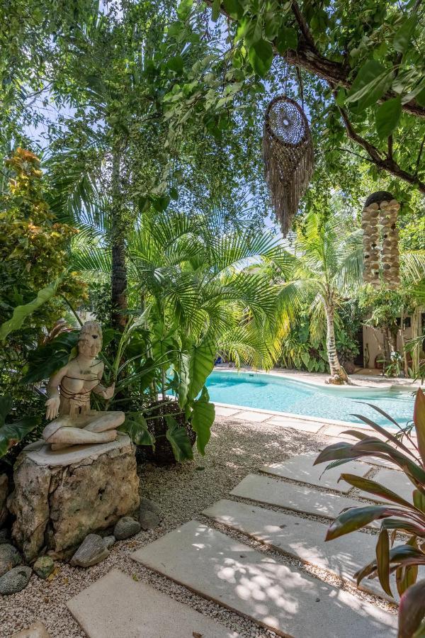 Deluxe Bungalow with Garden View