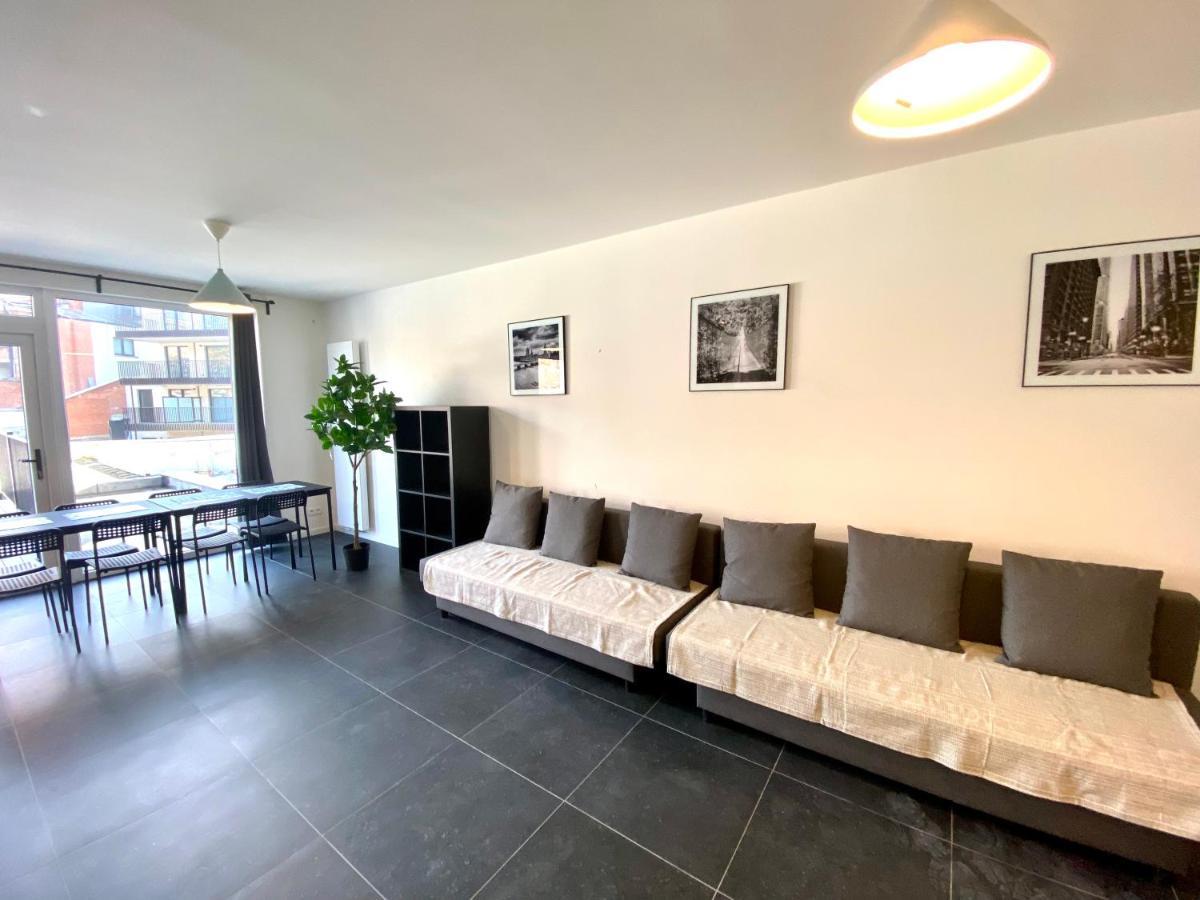 Two-Bedroom Apartment,1162147578:JPEG