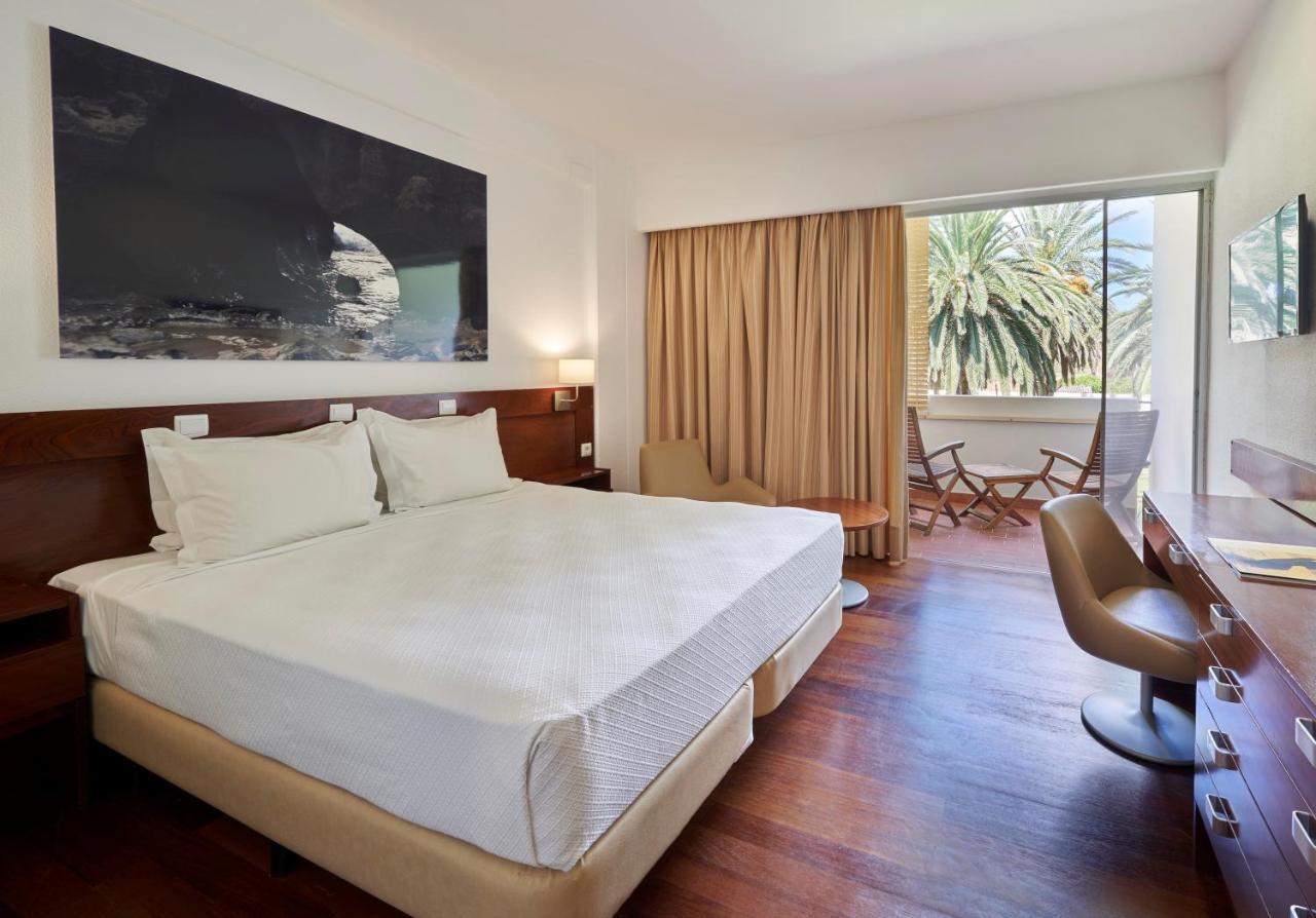 Single Room with Balcony,1598394128:JPEG