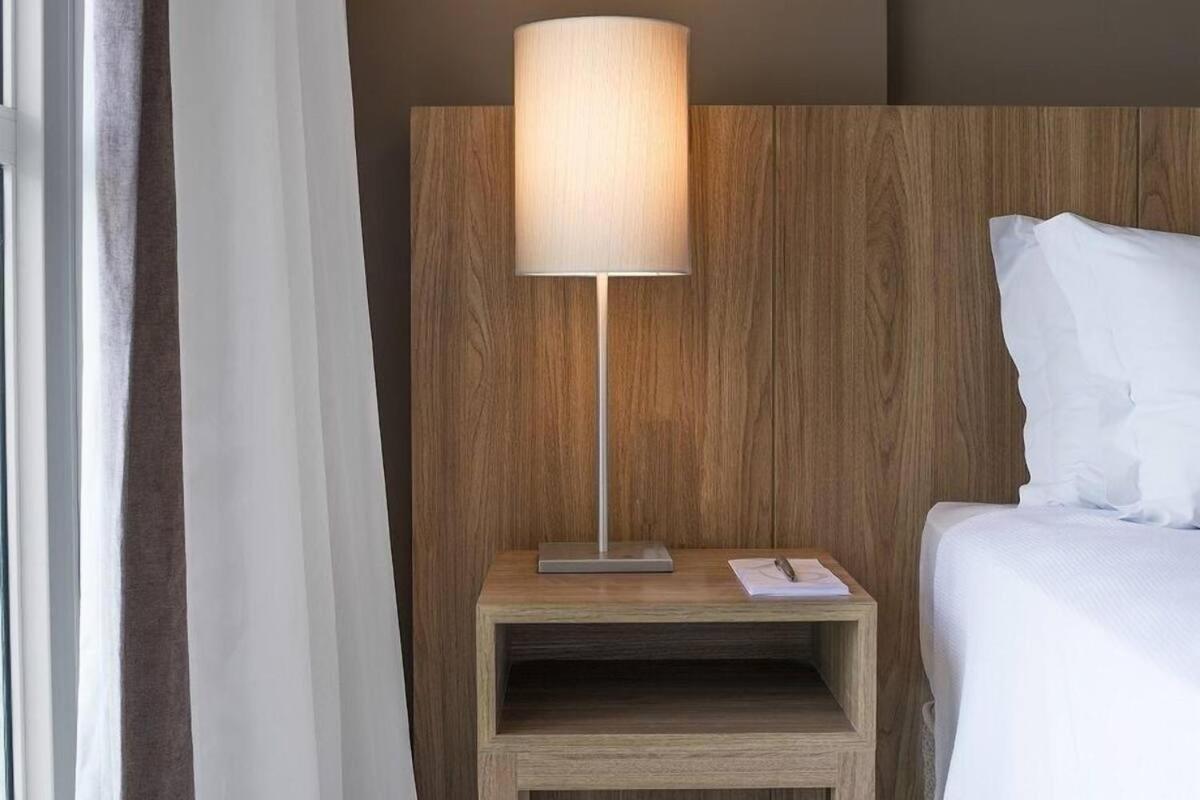 Apartamento com Varanda