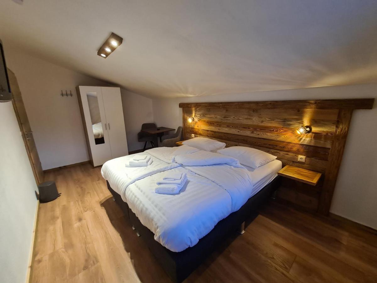 Vierbettzimmer