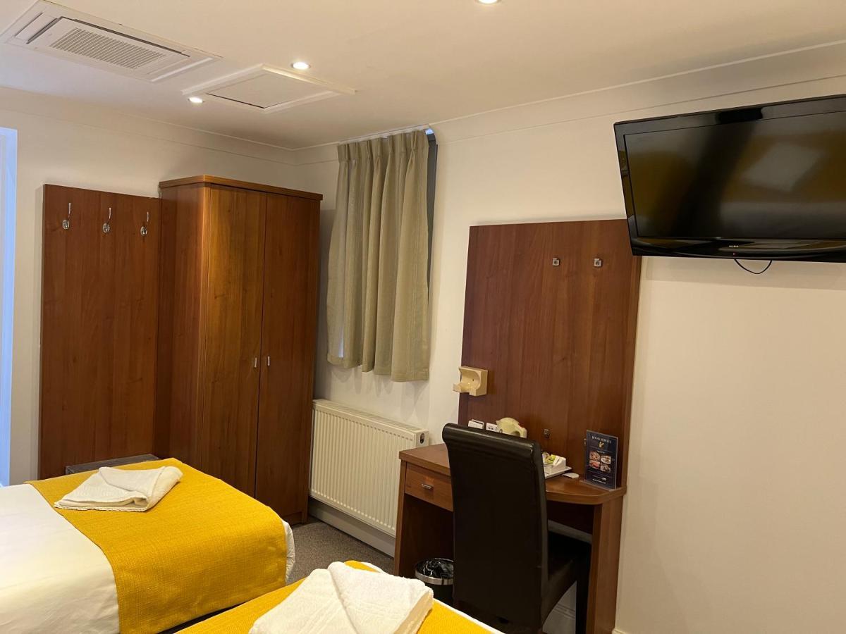 Twin Room,1181995666:JPEG