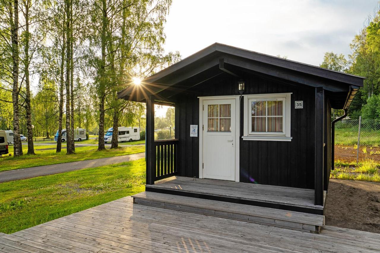 Summer Cabin