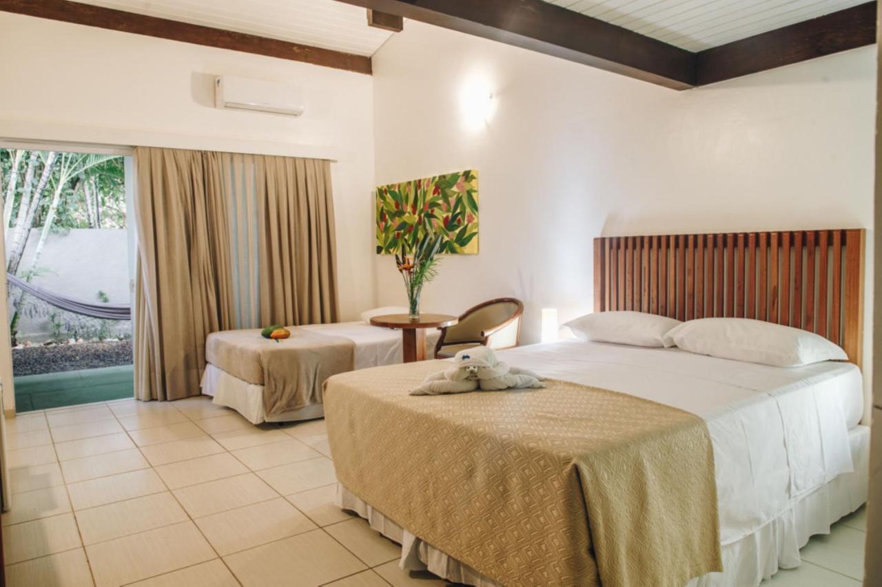 Quarto Duplo Deluxe (2 Adultos + 1 Criança)