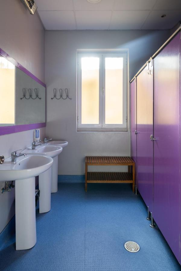 1 Bed op een Gemengde Slaapzaal met 8 Bedden