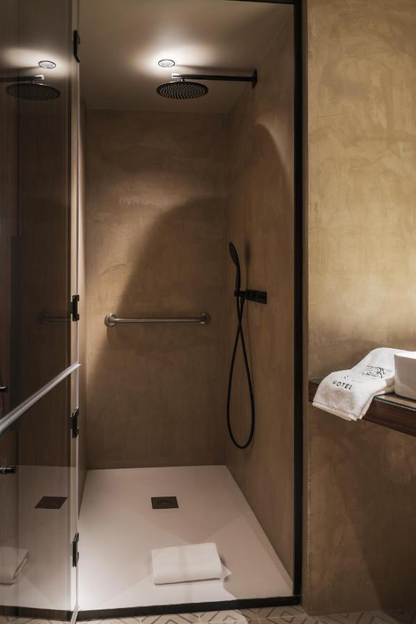 Quarto com 2 Camas Individuais - Acessível a Pessoas com Mobilidade Condicionada; Não Fumador