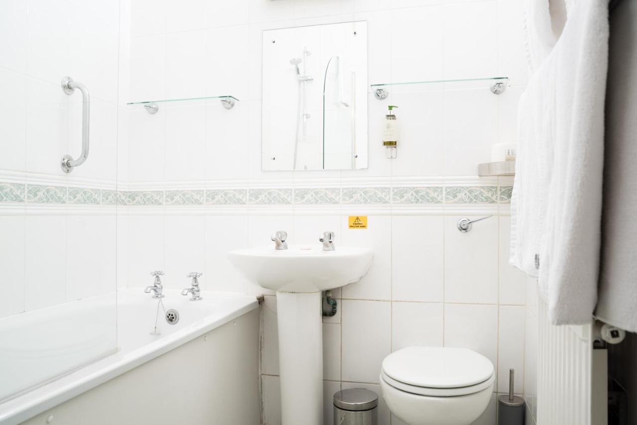 Familiekamer met Eigen Badkamer