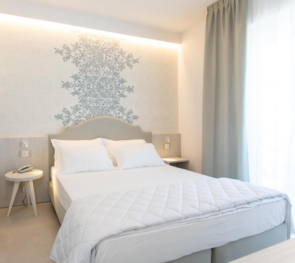 Superior Doppelzimmer mit seitlichem Meerblick