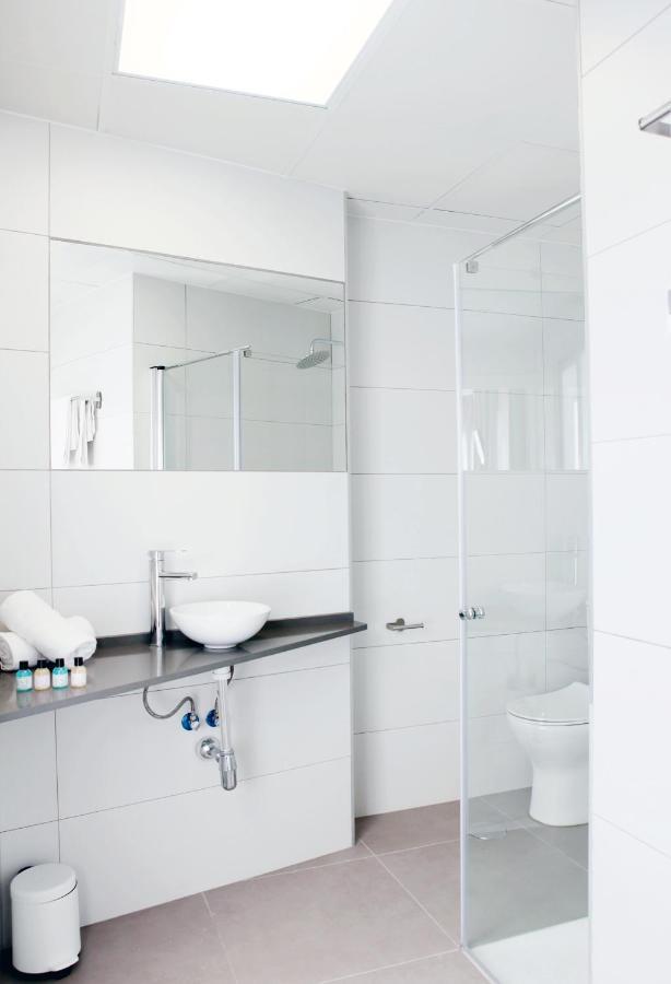 Quarto Twin Standard