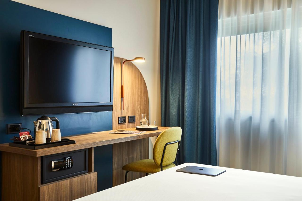 Quarto Superior com Cama de Casal ou 2 de Solteiro