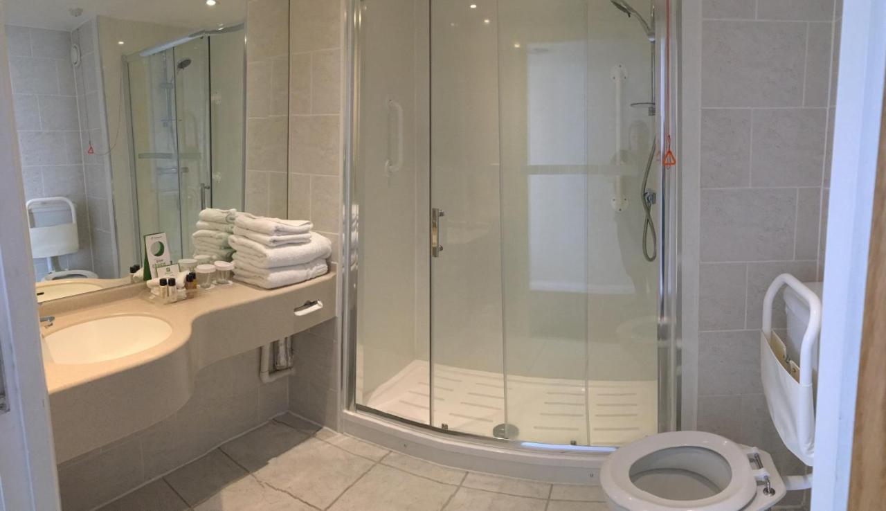 Habitación Doble Estándar con cama grande - adaptada para personas de movilidad reducida