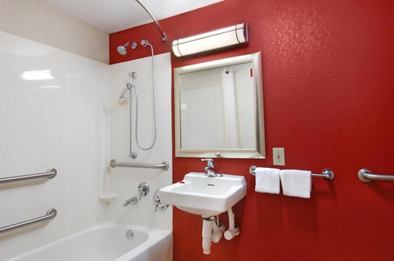 Standard King Room Disability Access Smoke Free