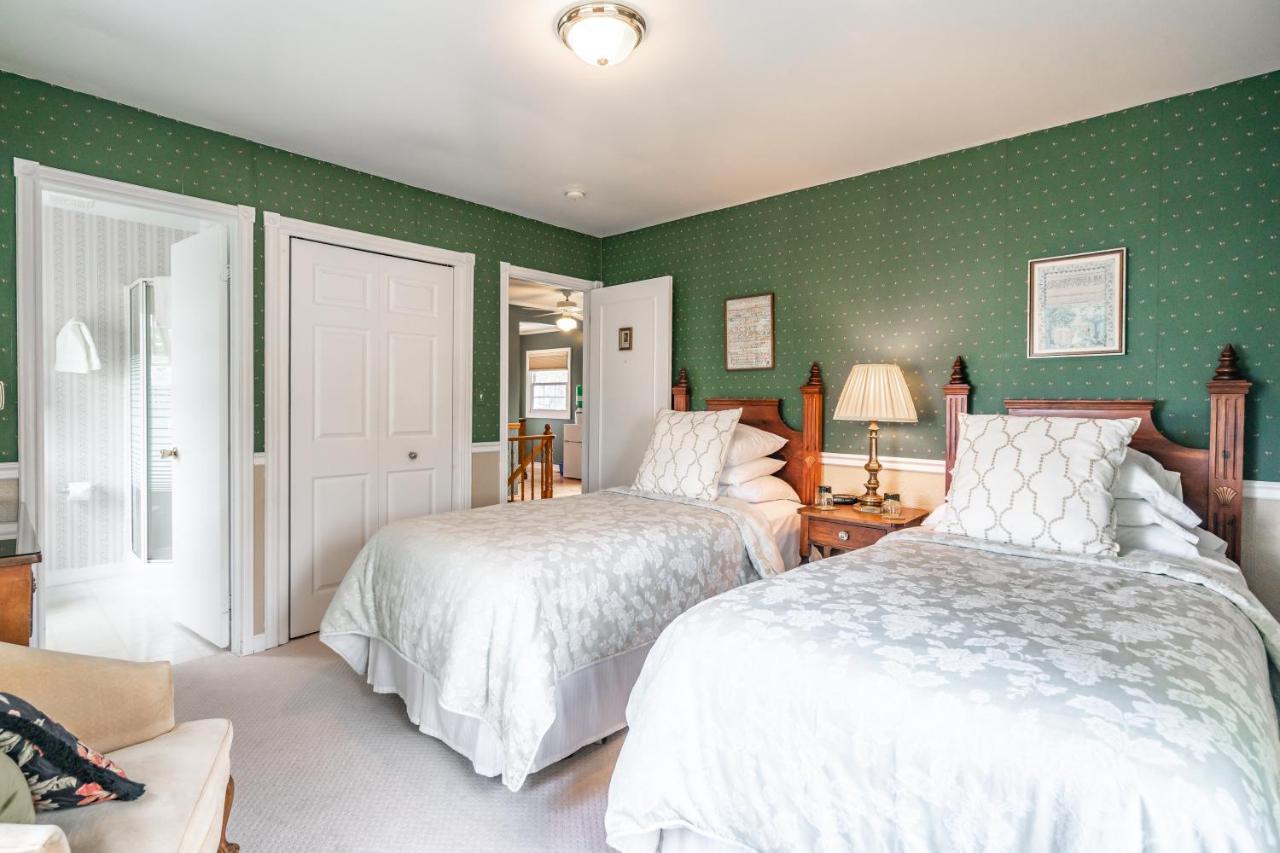 Premium Twin Room