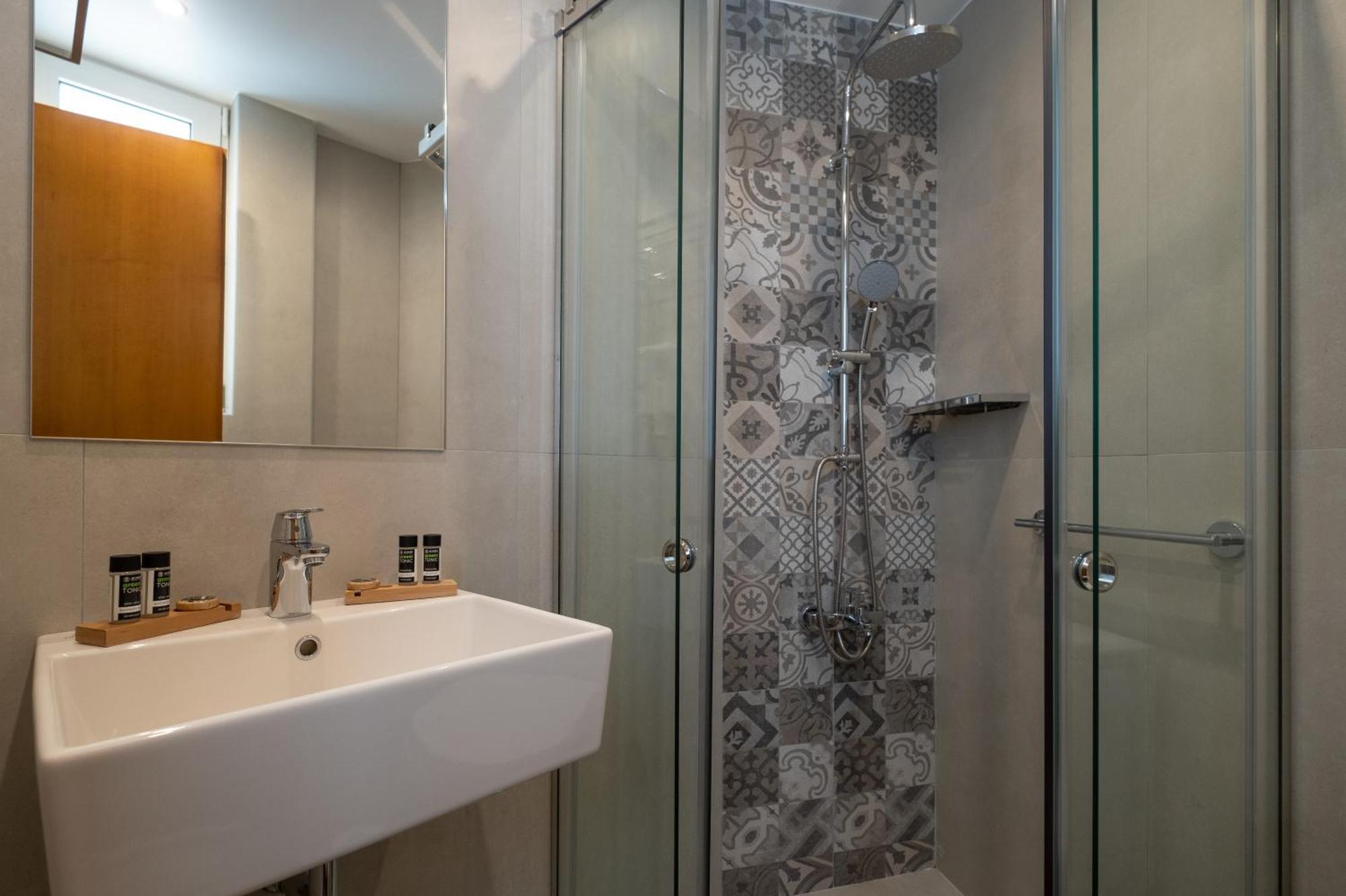 Quarto Standard com Cama de Casal ou 2 de Solteiro