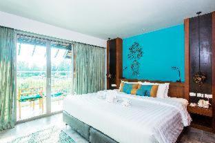Premium Deluxe Suite