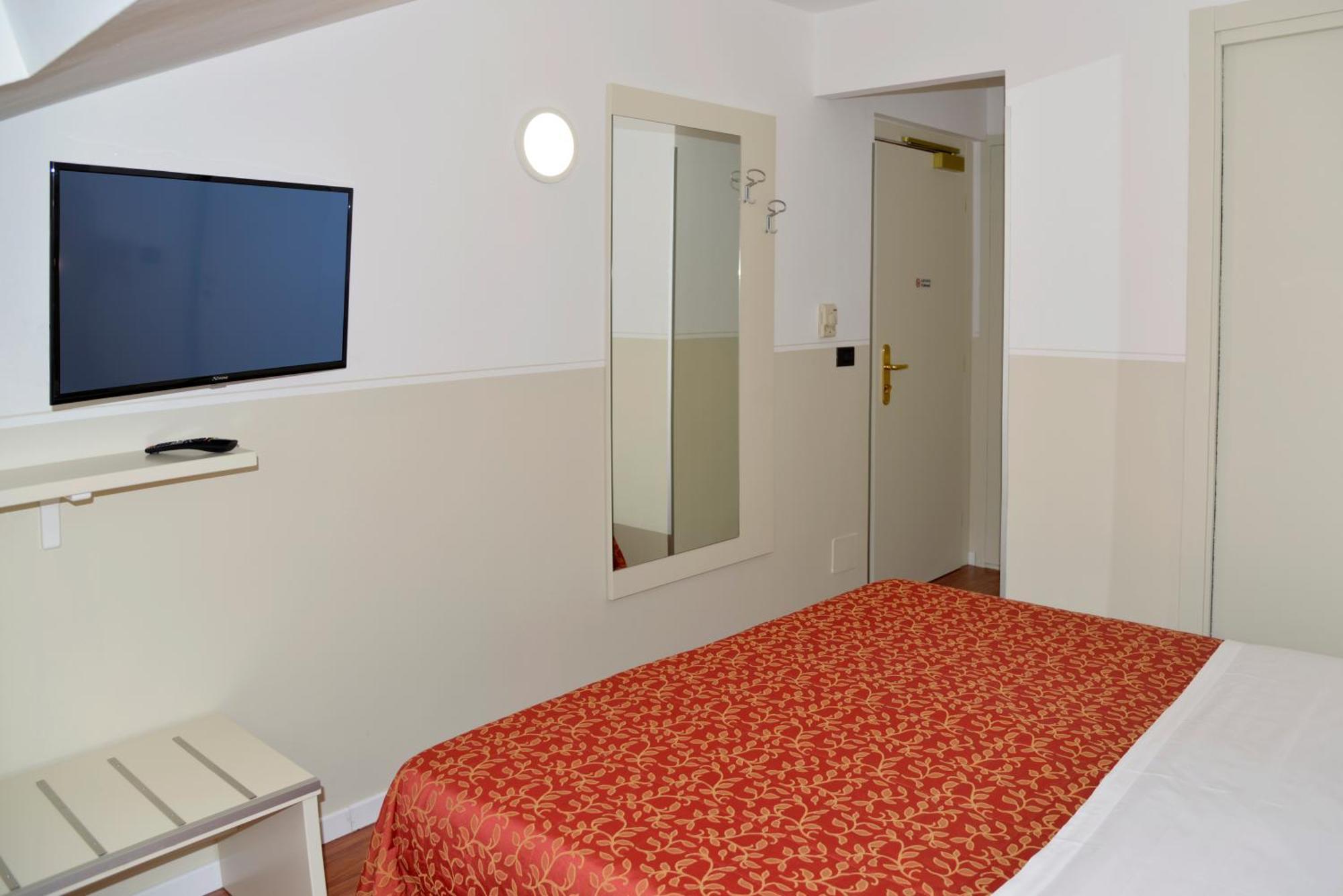 Chambre Double ou Lits Jumeaux