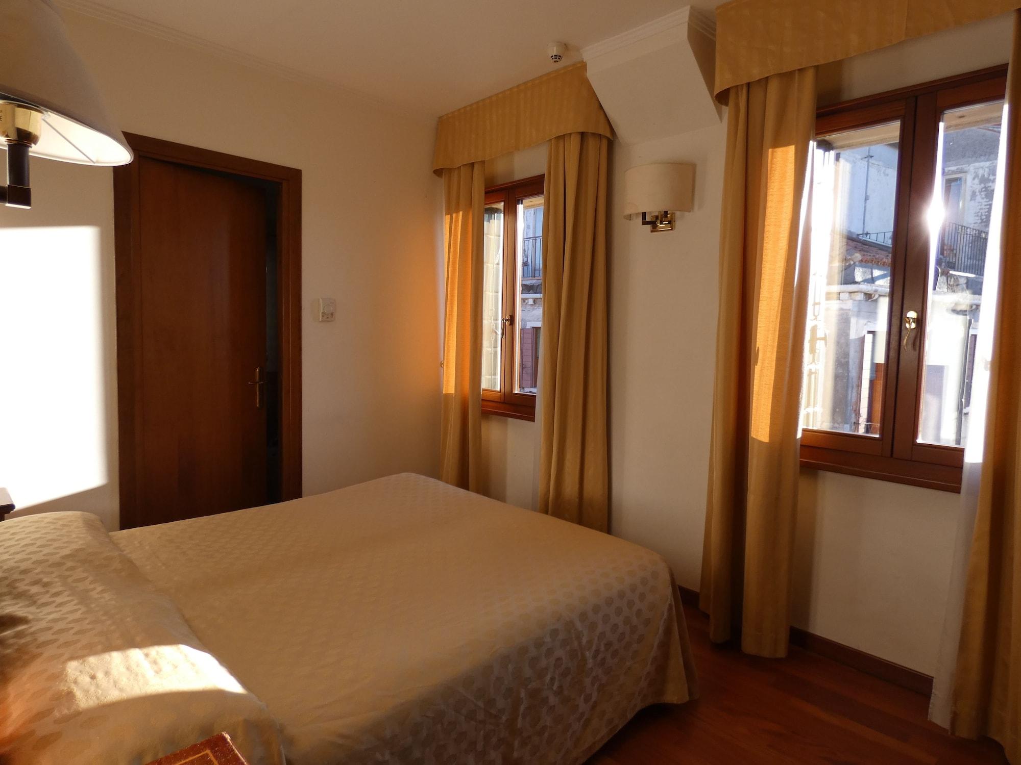 Habitación Doble Clásica