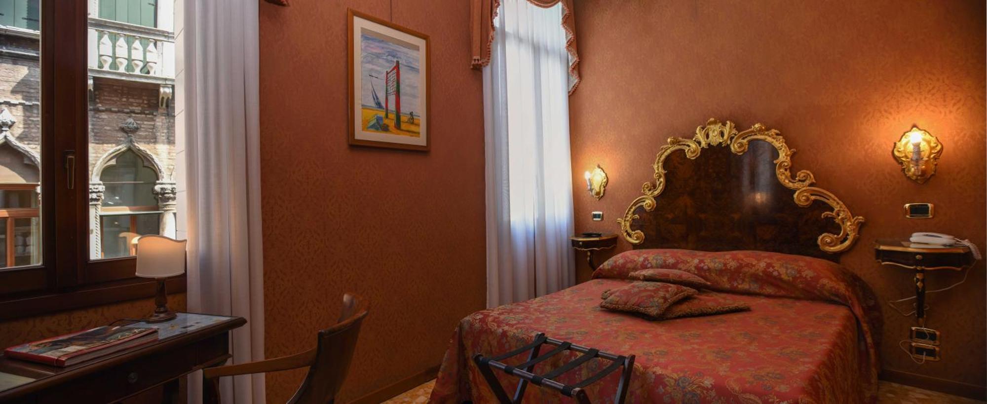Chambre Deluxe Double ou Lits Jumeaux